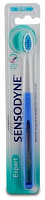 Зубная щетка Sensodyne Expert с футляром мягкая