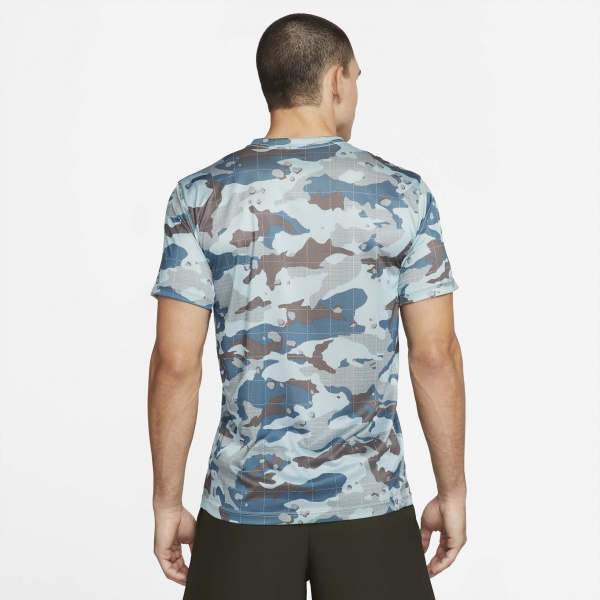 Футболка Nike M NK DF TEE LGD CAMO AOP DM5667-366 р.XL різнокольоровий