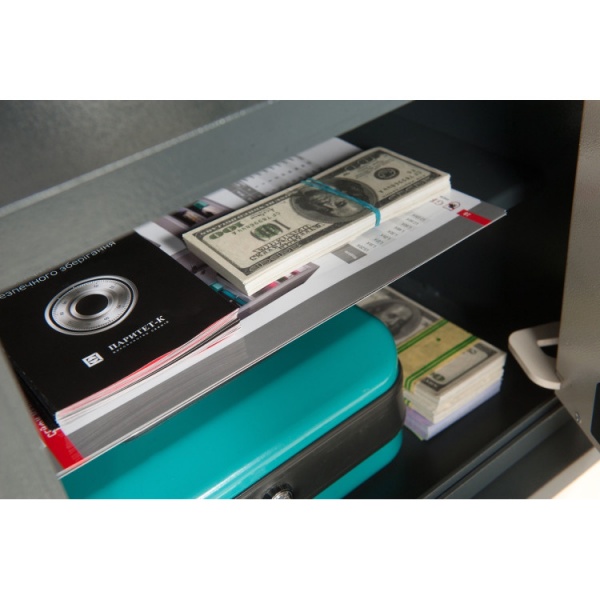 Сейф мебельный Griffon S.30.E 