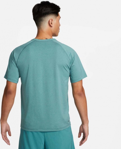 Футболка Nike DF READY SS DV9815-379 р.S бирюзовый
