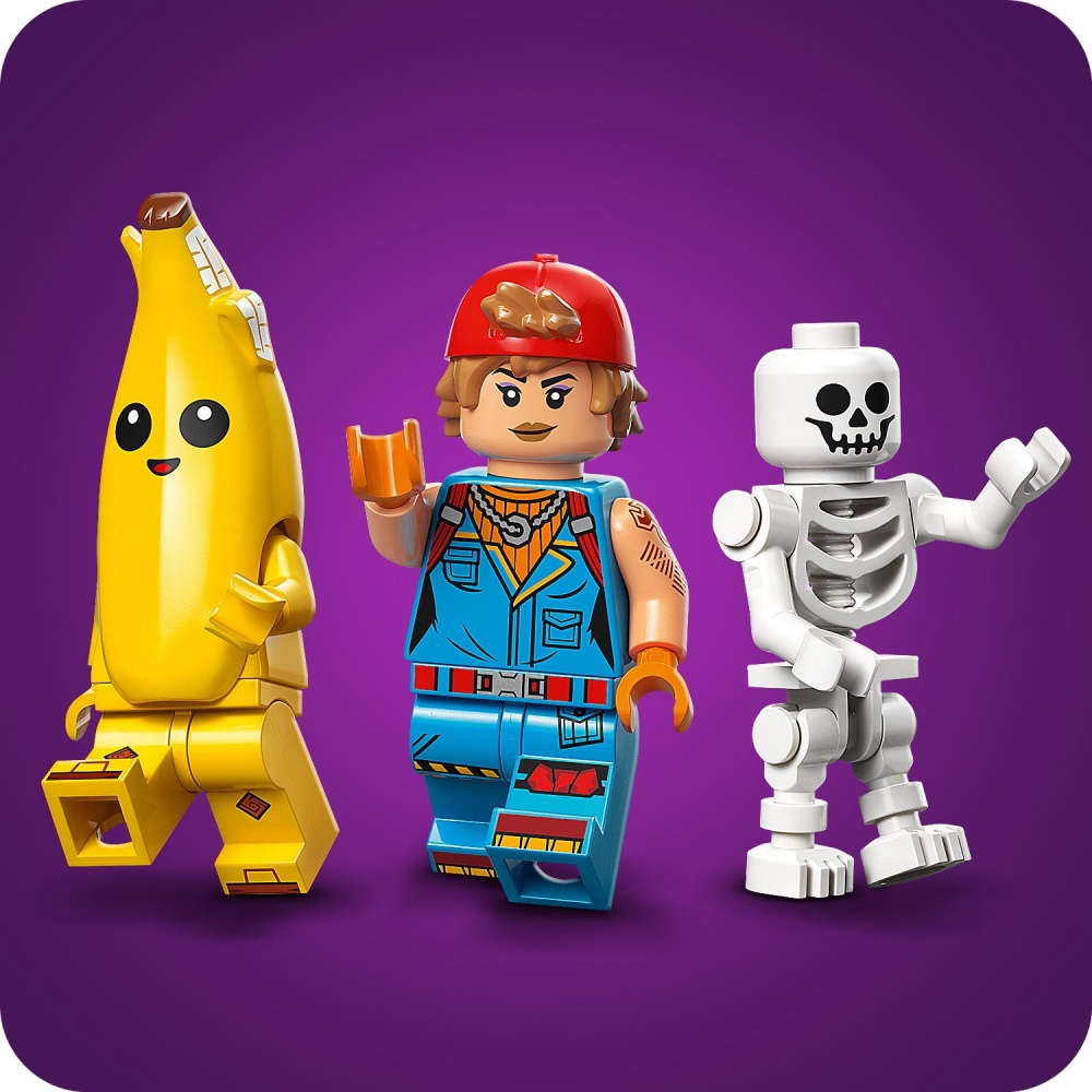 Конструктор LEGO Fortnite Лагерь Peely и Sparkplug 77075