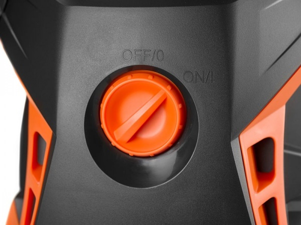 Мойка высокого давления Енергомаш с функцией самовсасывания МВ-9232