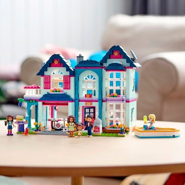 Конструктор LEGO Friends Родинний будинок Андреа 41449