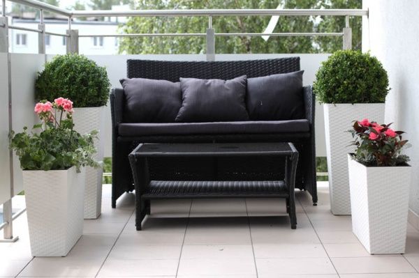 Горшок пластиковый Lamela Финезия с вкладом ротанг квадратный 19,5л белый 