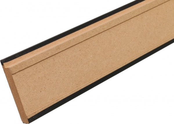 Плінтус чорний сицилійський 2070х79х16 мм 