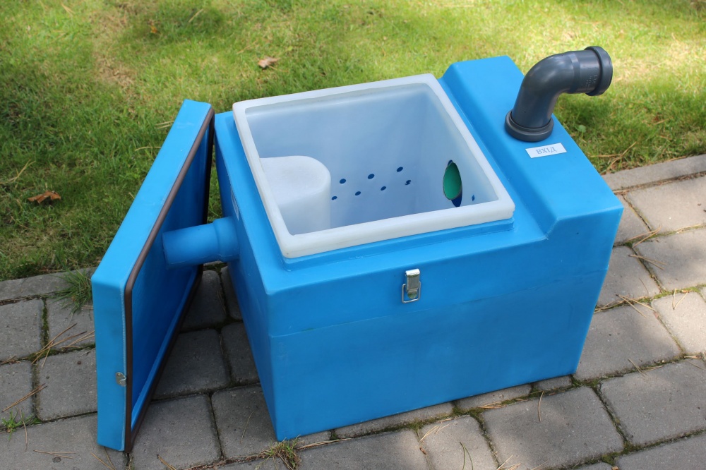 Жировловлювач 50 л з касетою 340x300х340 мм поліетилен