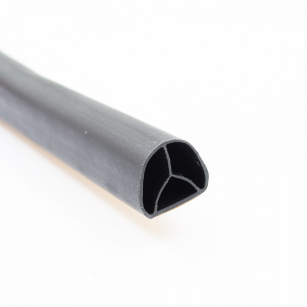 Уплотнитель фигурный Comeo Porte термоэластопласт без магнита 2,1 м черный