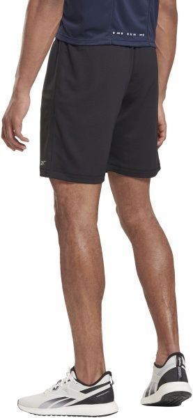 Шорти Reebok RE BASIC 7 INCH SHORT FT1056 р. L чорний