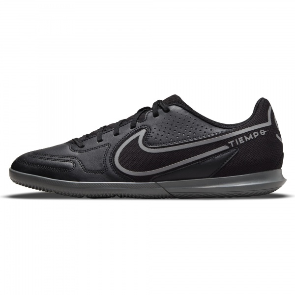 Футзальне взуття Nike Tiempo Legend 9 Club IC DA1189-004 р.US 8 чорний