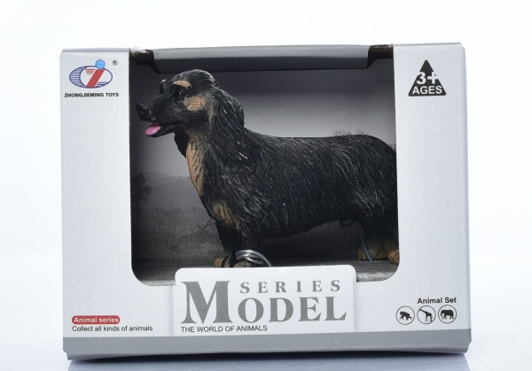 Фигурка Fun Toys Q9899-A99-D Собака Такса 