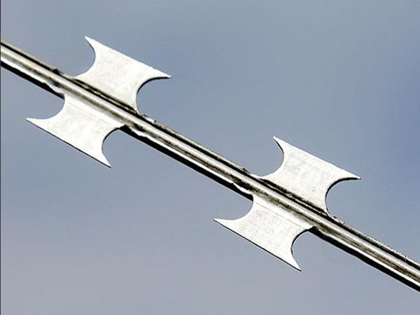 Дріт колючий Концертина-500/3 18-24 м