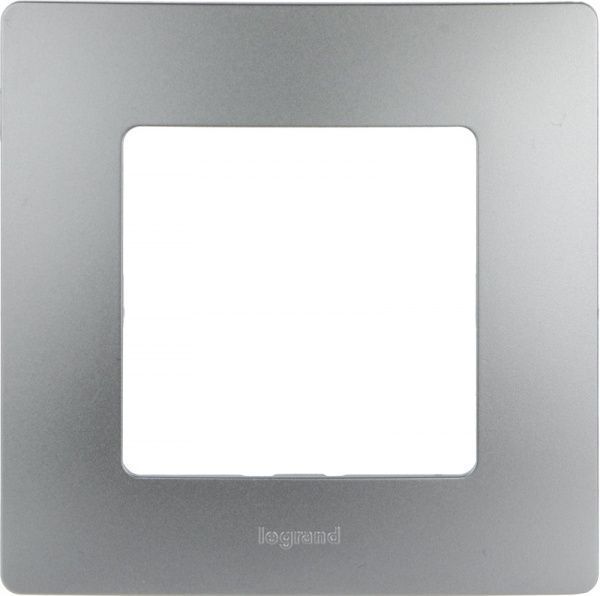 Рамка Legrand Etika универсальная алюминий 672551