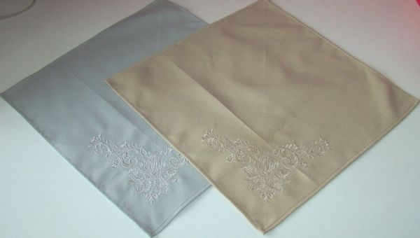 Комплект серветок Едельвіка «Вензель» 948-18/00 40x40 см бежевий 