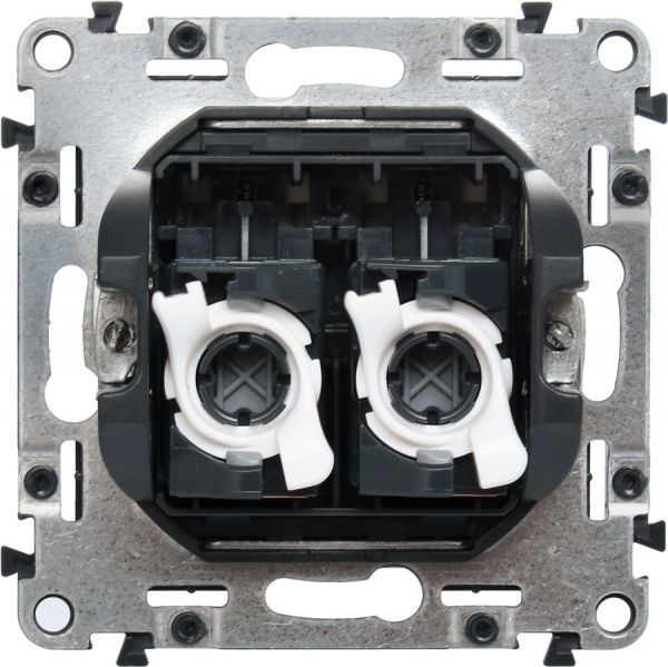 Розетка компьютерная двойная Legrand Life кремовый 753541