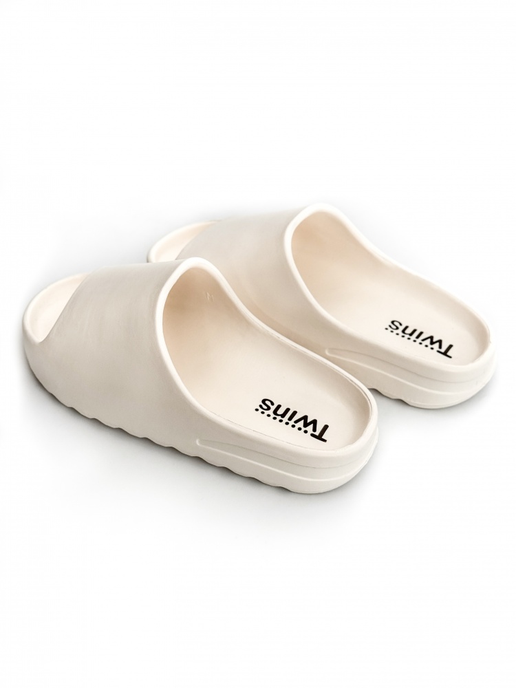 Шльопанці Twins р.42-43 білий