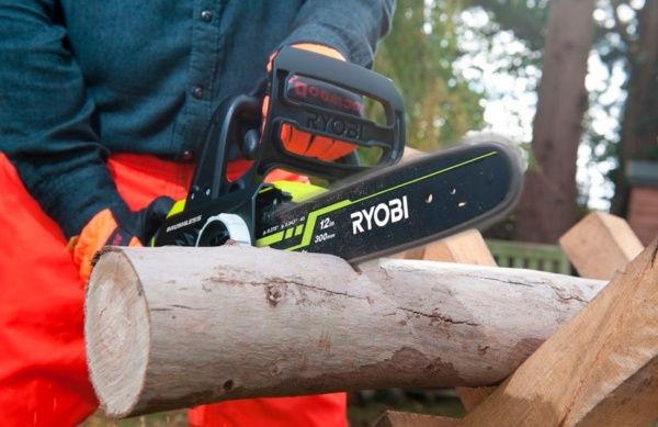 Электропила RYOBI OCS1830