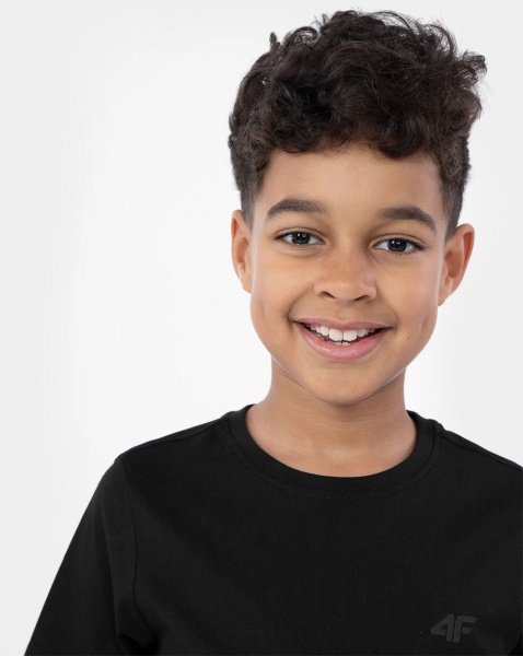 Футболка 4F TSHIRT M640 4FJMM00TTSHM640-20S р.146 чорний