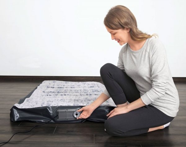 Матрац надувний Bestway Tritech Airbed Twin з вбудованим подвійним електронасосом 188х30 см сірий/синій