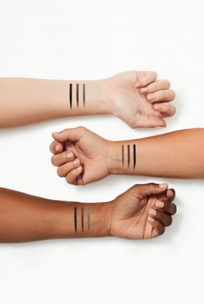 Карандаш для глаз Maybelline New York Tattoo Smokey Liner 010 Smokey Black 1 г