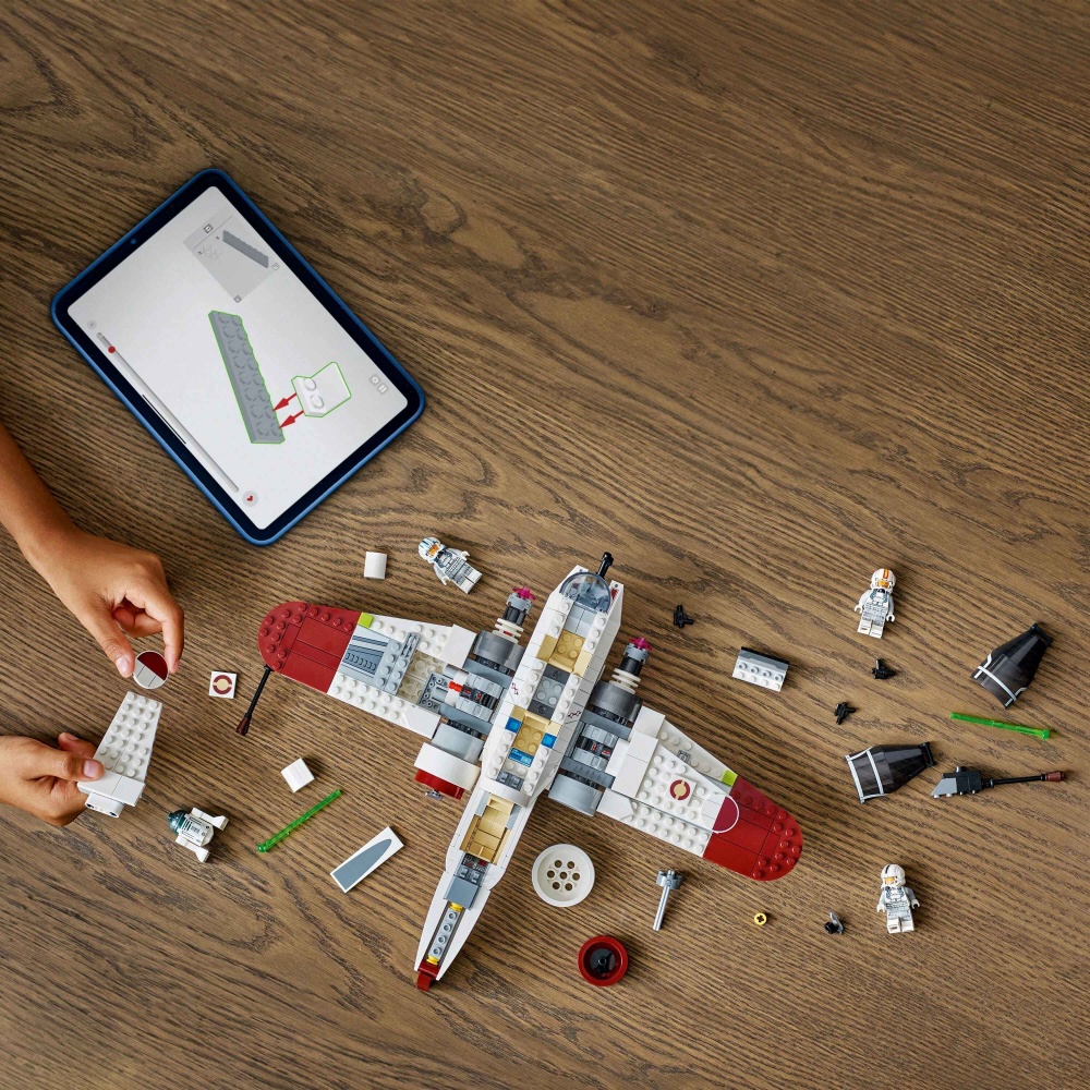 Конструктор LEGO Star Wars Звездный истребитель ARC-170™ 75402