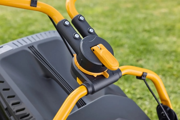 Газонокосарка бензинова Stiga Combi553S