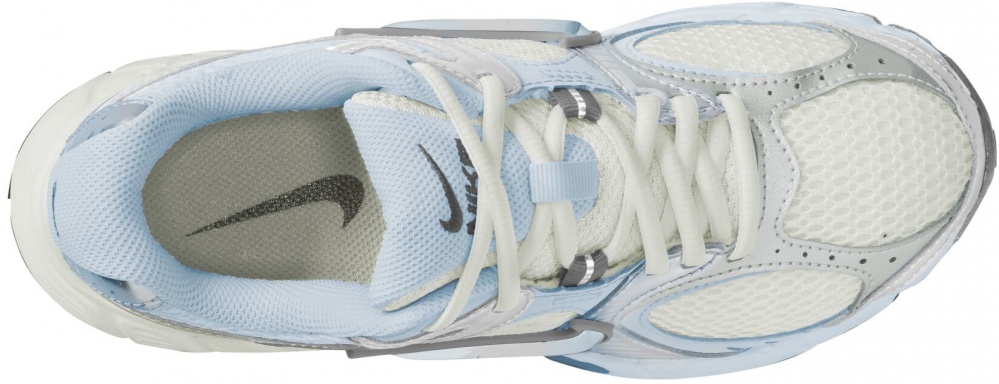 Кросівки жіночі Nike W V5 RNR HQ7901-103 р.37,5 білі