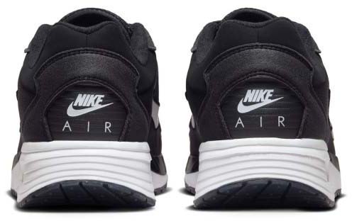 Кроссовки Nike NIKE AIR MAX SOLO DX3666-002 р.42,5 черный