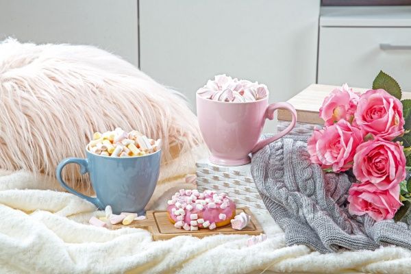 Чашка на ніжці Nice Pink 400 мл Fiora