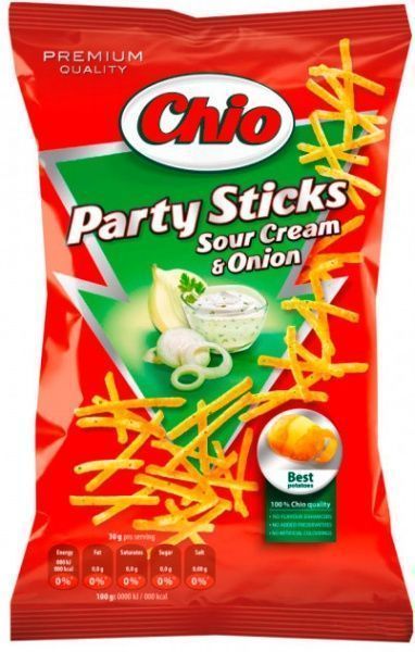 Картопляна соломка Chio Party Stick зі смаком сметани та цибулі 70 г 