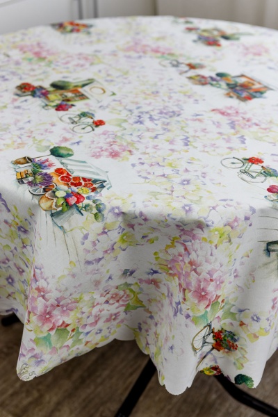 Скатерть водонепроницаемая Simfoni Кружева на розовом d136 136x136 см Прованс 