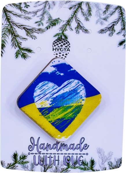 Брошь Сердце Украины разноцветный 