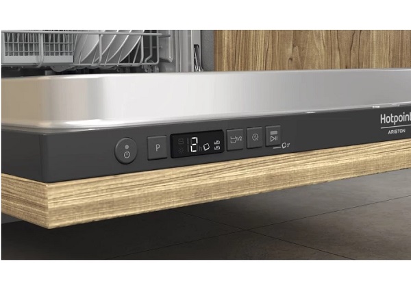 Вбудовувана посудомийна машина Hotpoint H2I HD526 A