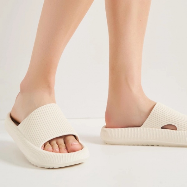 Шльопанці Outhorn OTHWSS23FFLIF120-54S р.40-41 рожевий