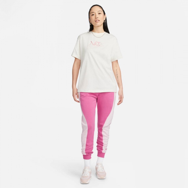 Футболка Nike W NSW TEE OC 2 BF FB8203-133 р.S бежевий