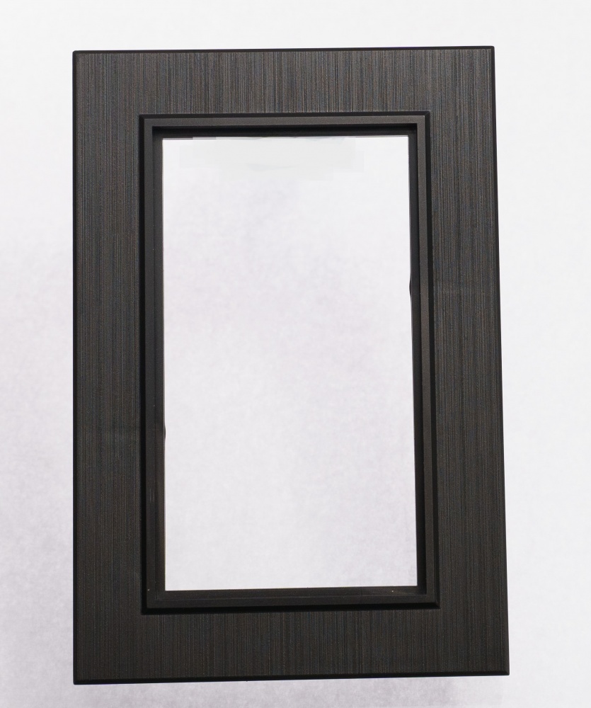 Рамка для двойной розетки Makel Karea Line универсальная дымчатый 86280710