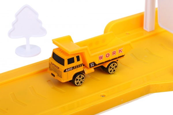 Игровой набор Shantou Эвакуационный контейнеровоз-гараж со звуковыми эффектами OTB0581805