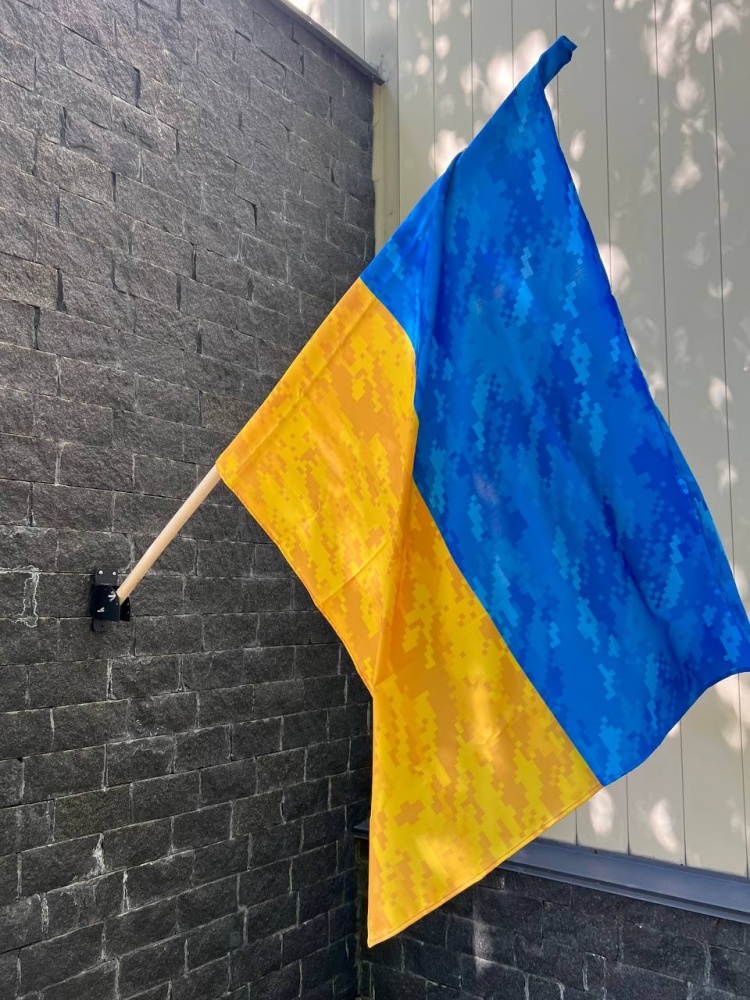 Держатель Steelgroup для флага настенный одинарный с переменным углом (150*60*80, 2мм) черный