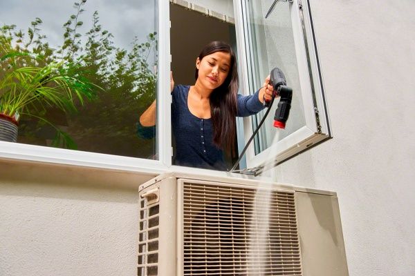 Мини-мойка Bosch EasyAquatak 100 06008A7E00