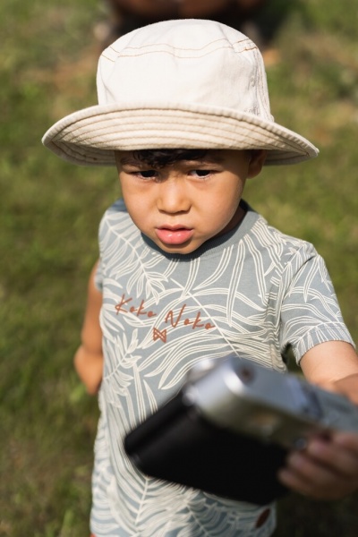 Футболка для мальчиков Koko Noko р.104 серо-зеленый T46800-37 