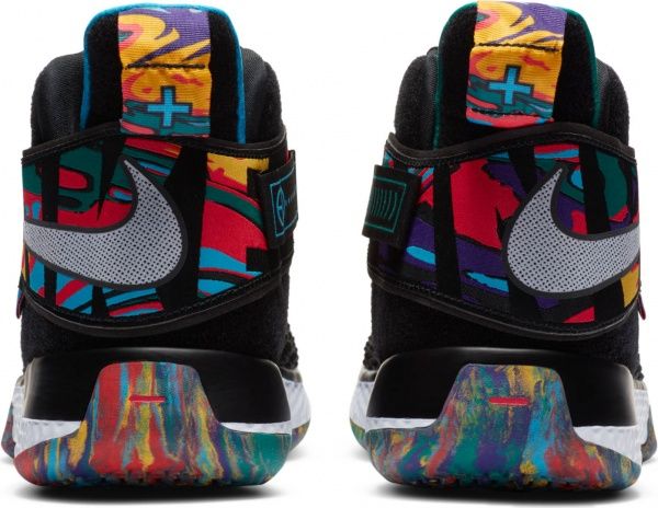 Кросівки Nike AIR ZOOM UNVRSE CQ6422-001 р.US 10,5 чорний