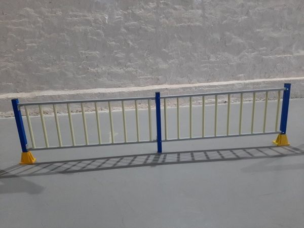 Труба стеклопластиковая 32x32x3,5 мм 2 м.п. квадратная