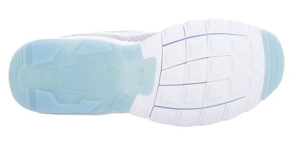 Кроссовки Nike WMNS AIR MAX MOTION LW 833662-010 р.7 серый