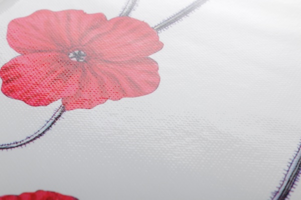 Скатерть Маки 137x180 см белый с рисунком Даріана 