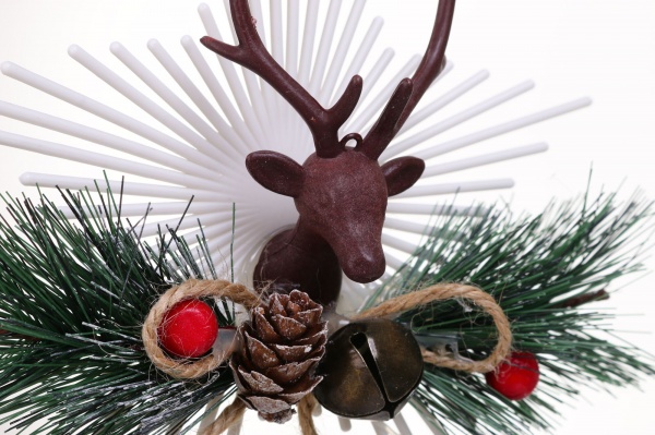 Декоративна підвіска Олень 10x13 см коричневий NY21006