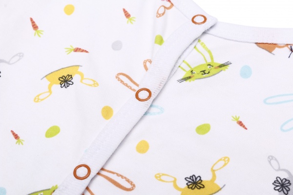 Комбінезон для дівчинки Маленькие люди із принтом кролики р.74–80 білий 