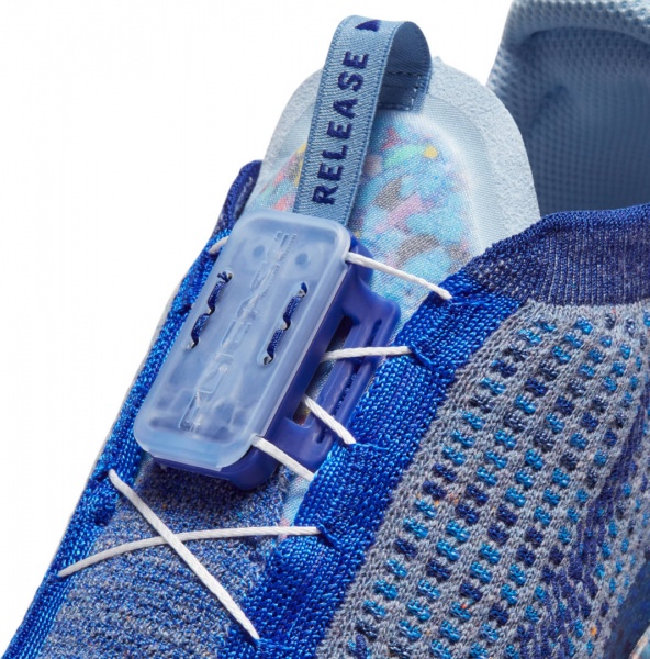 Кросівки Nike Air Vapormax 2020 FlyKnit CT1823-400 р.US 9 синій