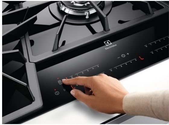 Варильна поверхня Electrolux KGV7539IK