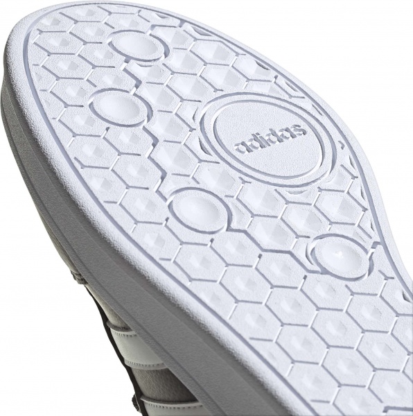 Кроссовки Adidas BREAKNET FX8708 р.UK 9 черный