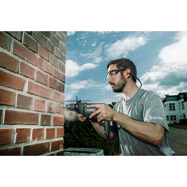 Дрель ударная Metabo SBE 650 600671000