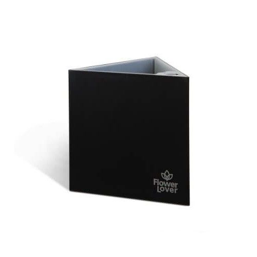 Горшок пластиковый Plastkon Triangle Flower Lover треугольный 0,5 л черный 